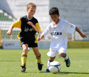 Pic - youth soccer younger 1 shutterstock_34341520 copy.jpeg